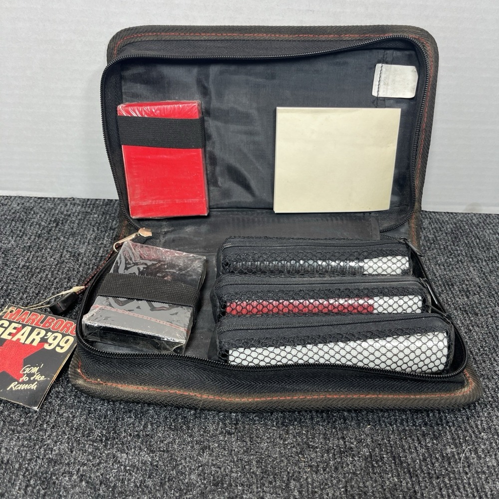 Vintage Marlboro Travel Poker Set With 2 Decks Cards & Chips Zip Carry Case 8631